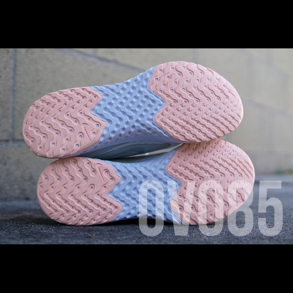 Nike Legend React - Picture 5 of 5